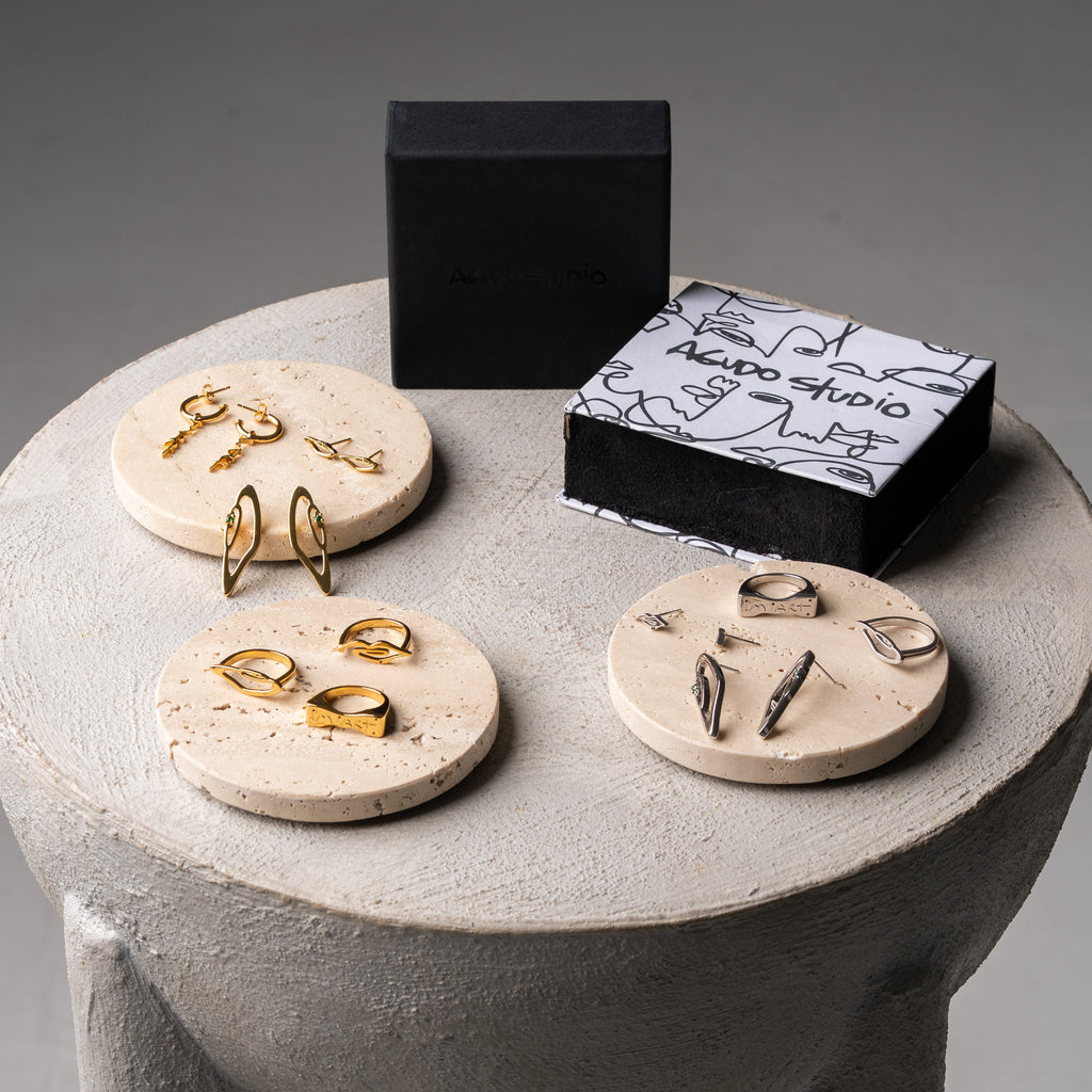 IRIS eye earrings in 925 silver with green stone – AGUDO Studio